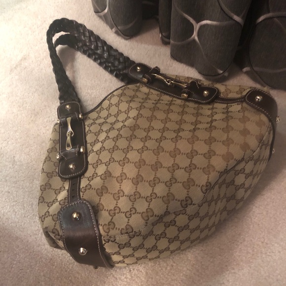 Gucci Handbags - Gucci Pelham Shoulder Bag